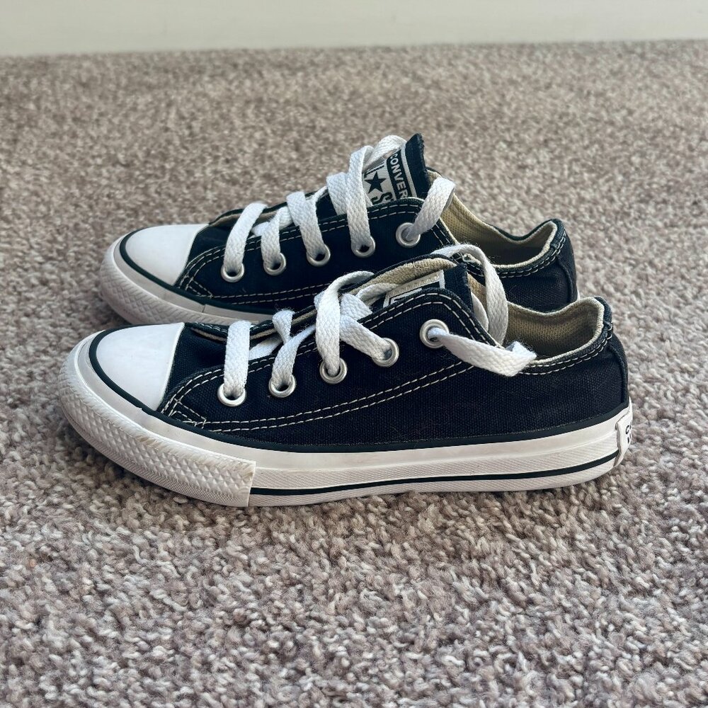 Converse All Star Chuck Taylor Youth Kids 11 Black White Shoes